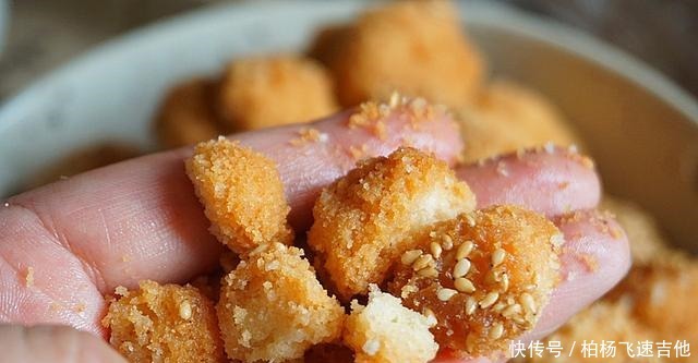 快过年了,教你一道中式传统小吃茶点,开口笑,口感酥脆芝麻醇香