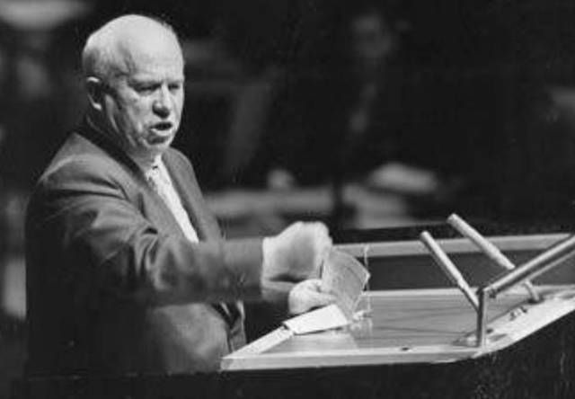 功劳|今天应该如何评价赫鲁晓夫?历史学家:他有4大功劳,3个过错!