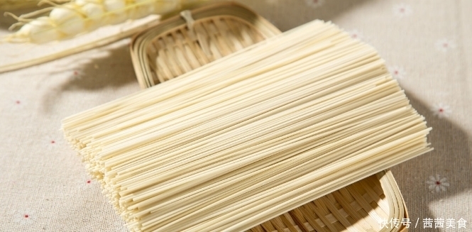 超市买挂面时,看到这“三种”面,立马放回去,白送都不能要