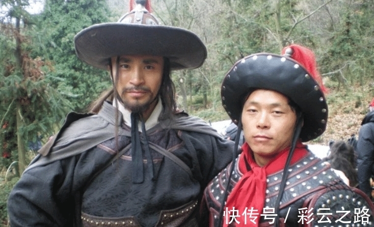 宋江$他上梁山前救了宋江的命,上山后却成了苦力,战场上被派去当炮灰