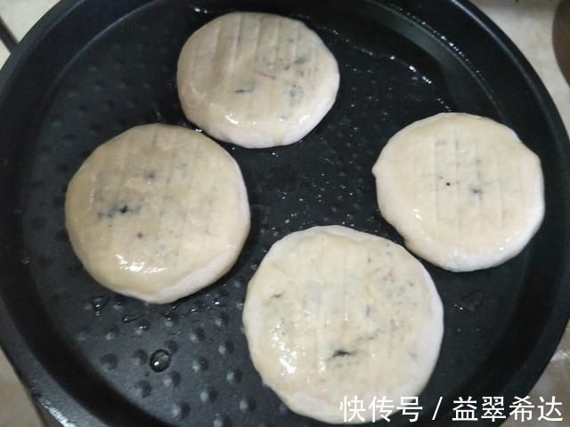 馅料|天冷吃菜盒子，就选西葫芦馅，不出汤味道好，软嫩香浓孩子爱吃