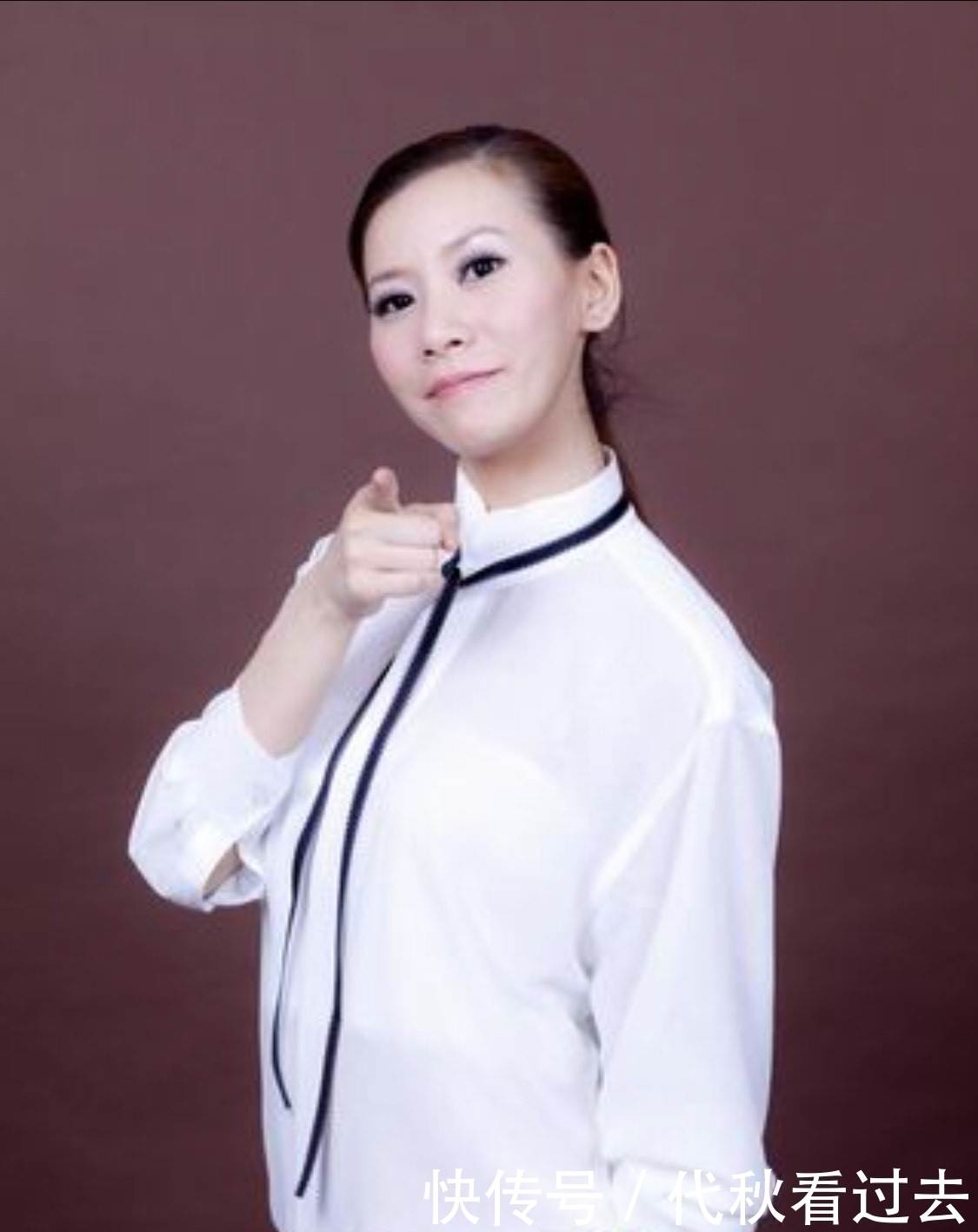 被电视台处罚的六个主持人中，房海燕最受网友关注