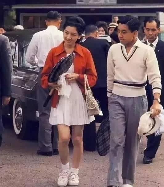 婚事|昭和天皇虽然发动了众多战争，但在儿子婚事上，坚决支持儿子