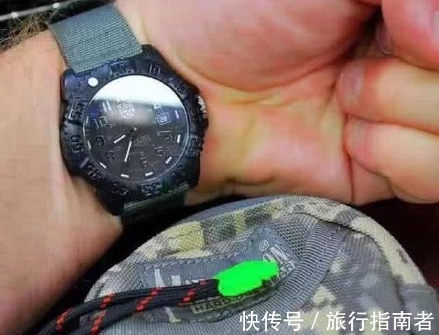 特种部队|为什么特种部队的军人,都将腕表面朝手臂内侧佩戴?
