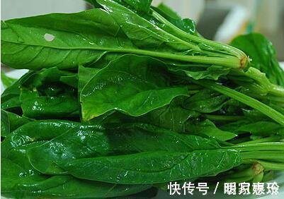 眼药水|对眼睛好的4种常见食物，男女老少都能吃，还在等什么！