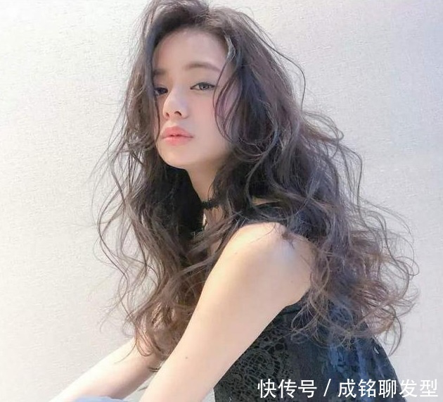 卷度|适合四十岁女人的发型,第一类减龄,第二类成熟,第三类之行优雅