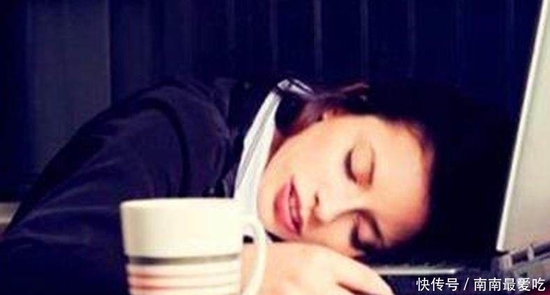 眼睛|女生这4个坏习惯不改，眼睛会变得不好看，特别最后1个，丑翻了