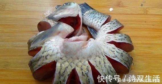 五花肉|草鱼这样做最好吃!不用煎不用炸,不加一滴水,3斤大草鱼不够吃