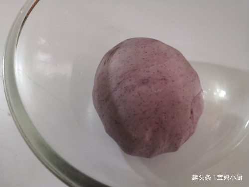 天热,一做凉面,老公就吃得不停筷,香喷喷开胃,好吃极了