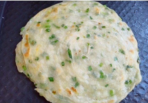 好吃|葱花饼怎么做才酥脆可口?原来和面有技巧,做对了比手抓饼还好吃