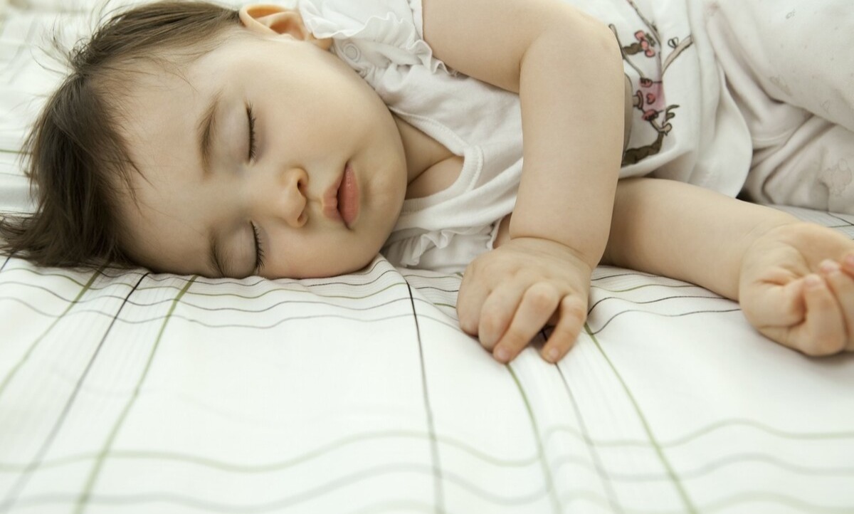 技巧|睡眠好的宝宝长得快,让孩子晚上睡久一点有技巧,新手爸妈学起来