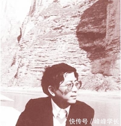 印度|1999年，余秋雨看完“恒河晨浴”失望写下：印度，我拒绝说它美丽