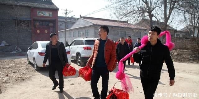 老祖宗|为何现在的亲戚不亲了?老祖宗的两句俗语说清楚了,句句扎心