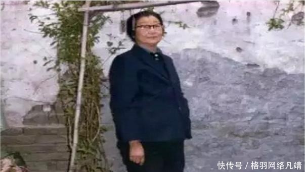 皇亲国戚|清朝灭亡后,那些皇亲国戚都是什么生活?王爷拉黄包车变“车王”