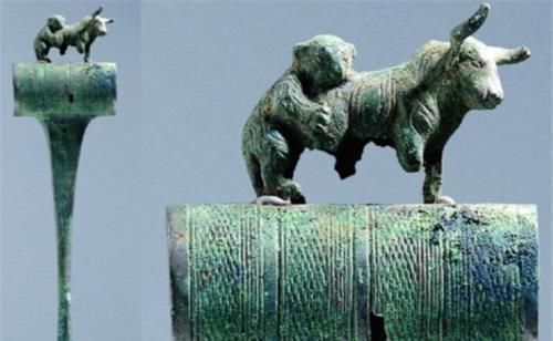 |1972年,古国遗址出土一件文物,造型很搞笑,作用却让人笑不出来