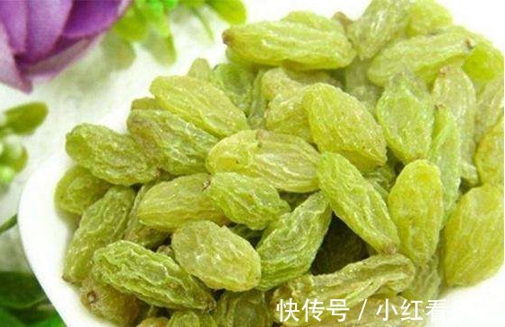 贫血|“小小葡萄干”功效还真不少,早晨吃几粒好处多,防癌养颜抗衰老