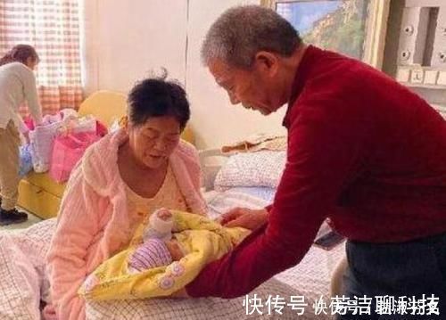 二胎政策|67岁高龄妈妈执意生三胎,不惜与子女断绝关系,如今被现实打败