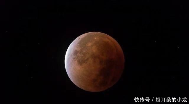 靠谱 5月“超级血月”出现,预示2021年有灾难发生靠谱吗