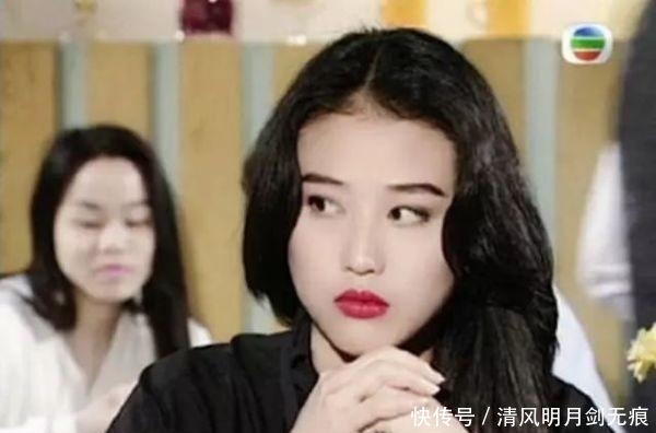 周海媚被吐槽嘴丑 美人三分龅 来看她有多美 快资讯