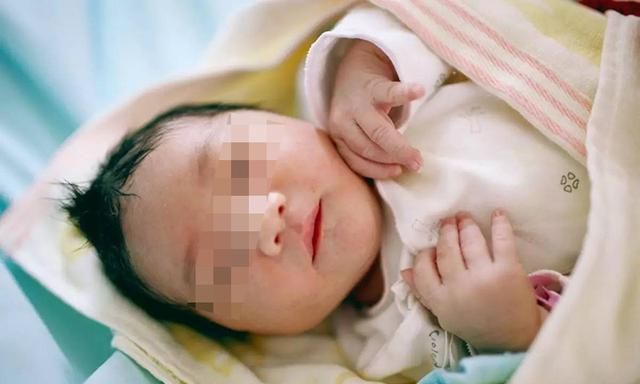 为人父母|新生儿到底该怎么照顾?是随意放养,还是如若珍宝的守护?