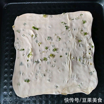 中筋面粉|三分钟做好葱花饼，做饭太简单