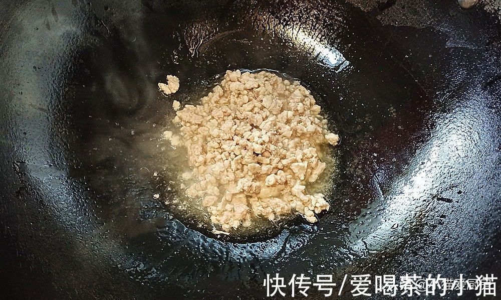 教你砂锅豆最过瘾的吃法,香气浓郁鲜嫩可口超下饭,做法还简单