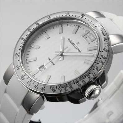 仪表不凡说表:为什么手表都喜欢用蓝宝石水晶镜面?