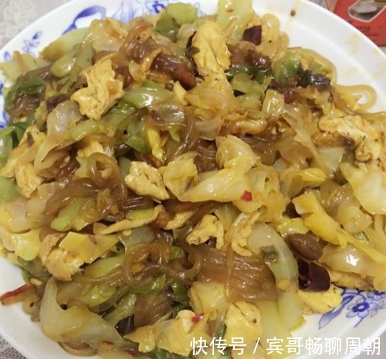 皱纹|忠告女性常吃此菜，黑眼圈没有了，皱纹消失了，小肚腩不见了