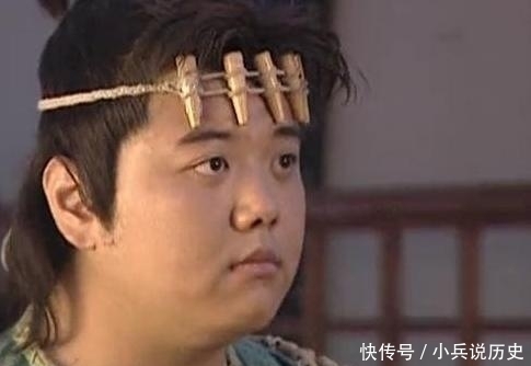 程咬金如学全三十六路斧法能打遍天下无敌手,前三招足以开疆拓土