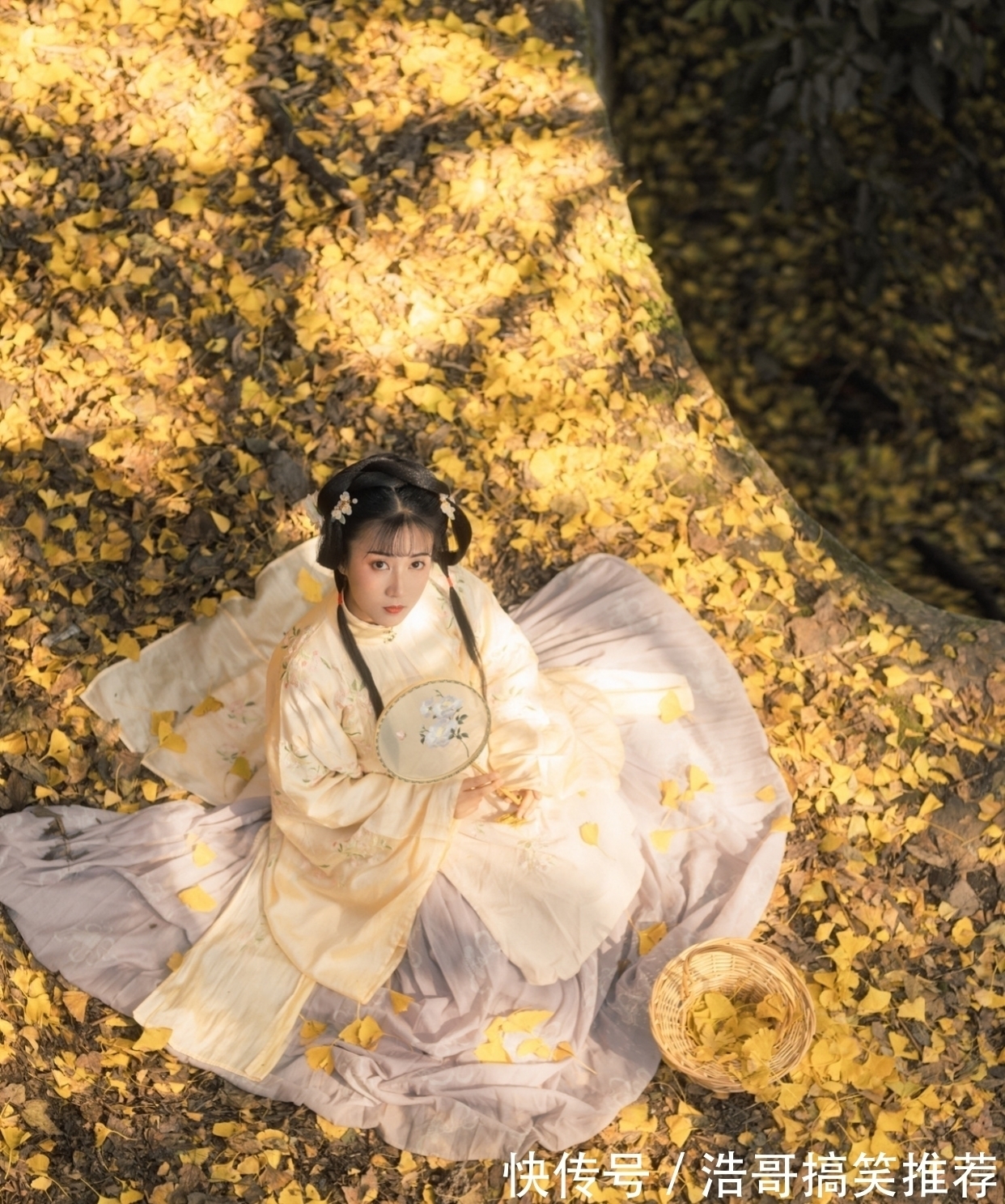 空云$吟怀·七言格律:清香阵阵邀骚客,翠影层层笑醉翁