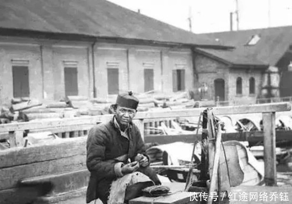 洋气|晚清老照片,清朝各个阶级的不同生活,李鸿章最气派,婉容最洋气