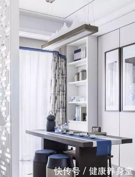 材质|石膏线早已过时，“窄框线”成为主流，更符合当代审美理念，换吧！