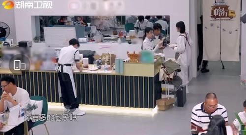 高才生|丁真姚安娜互动好姐弟，二公主心系姐姐？难道海归高才生没这情商