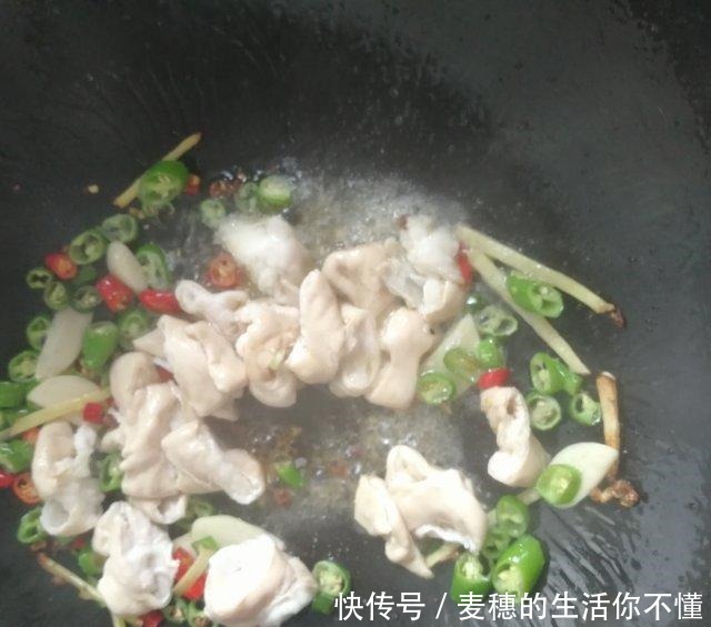 麻辣肥肠,下酒下饭都棒极了!