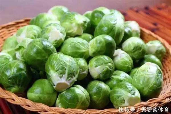 立春后,女性不妨多吃此菜,小肚子不鼓了,皮肤更显年轻