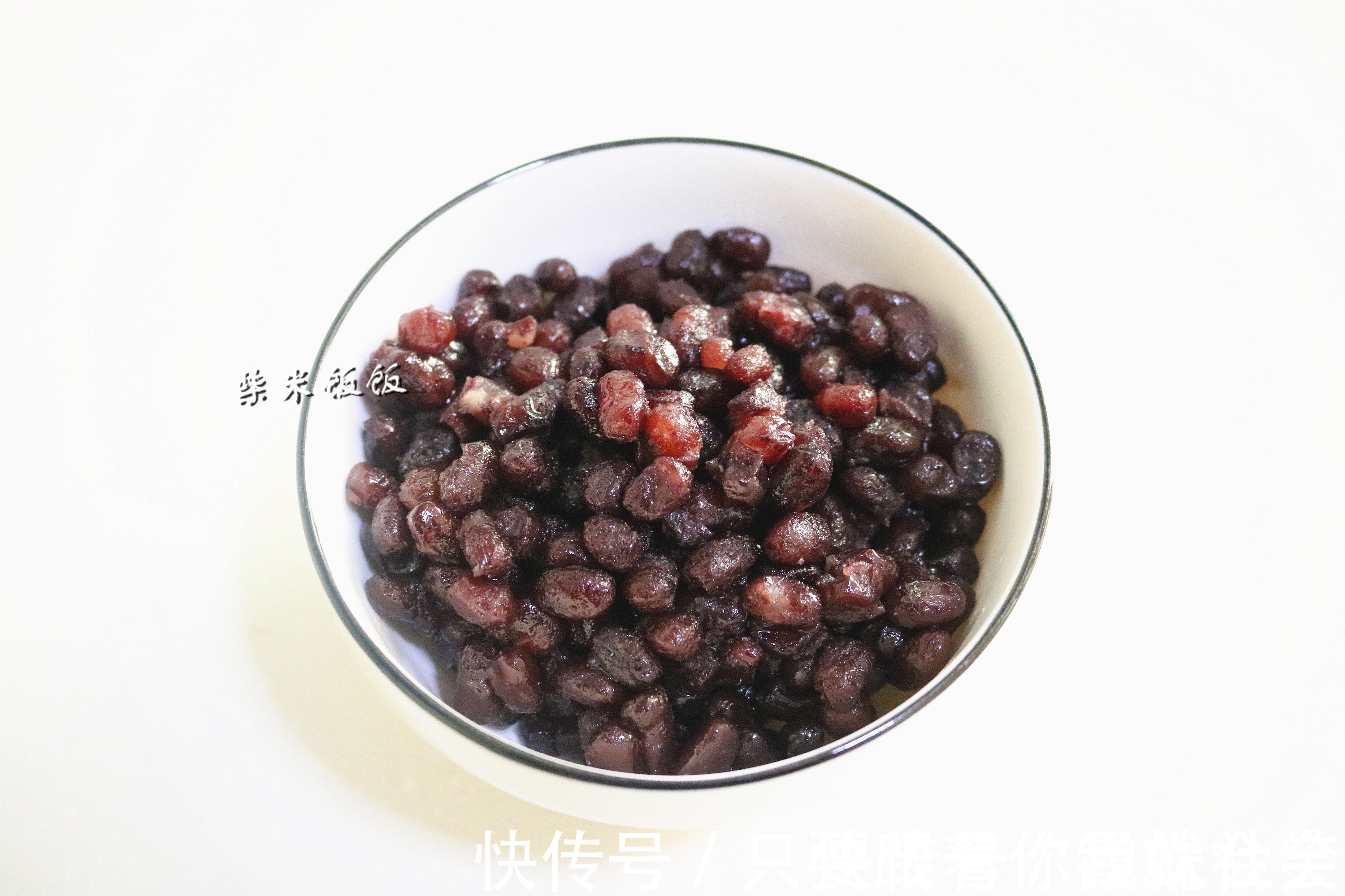 卷一卷,晚上睡前蒸一锅,明天早餐不愁了!香香软软,真好吃