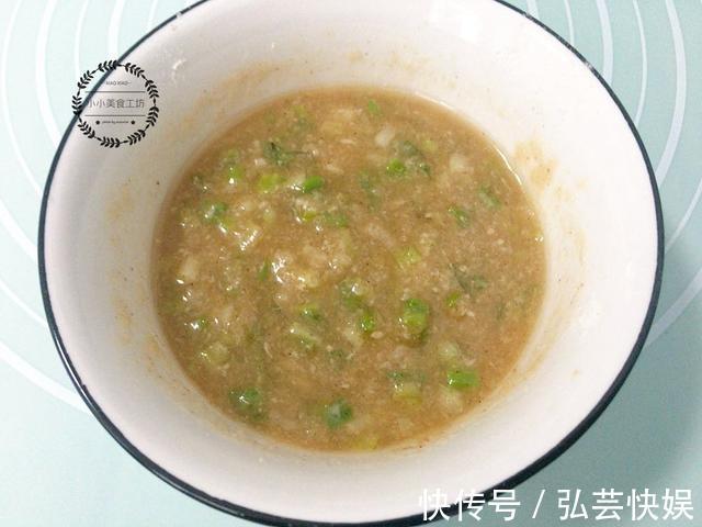 葱花饼|做葱花饼，抹油烫面都不对！面点师教你正确做法，酥脆多层，真香