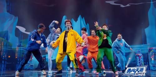 導(dǎo)演|《街舞4》王一博不但解鎖“葫蘆娃”的精髓，還順帶占了導(dǎo)演便宜