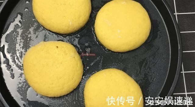 老太太|教你玉米松饼正宗做法,掌握2个小技巧,简单好吃,松软香甜