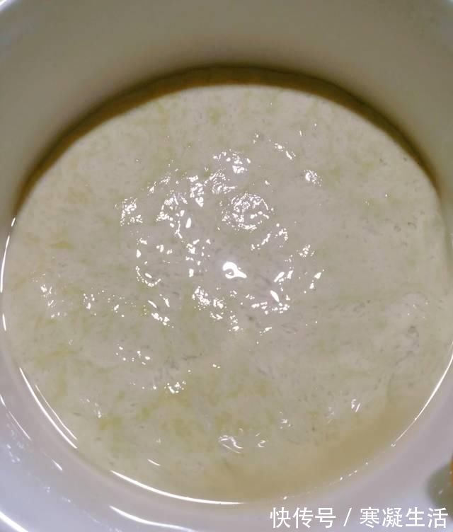 自制凉皮，筋道爽滑，健康无添加第一次制作非常成功，这里有图有详解