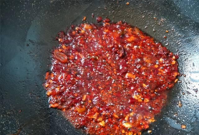 干豆腐新做法，看着就好吃，上班族快手菜，做法简单又下饭