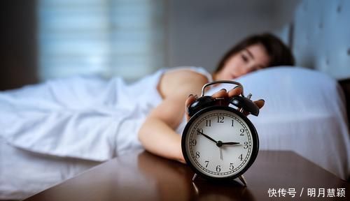 老中医献方：1味小药，打成粉，每天吃2次，补足