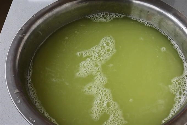 凉粉|教你在家用绿豆做凉粉,清凉劲道爽滑,做法简单,学会不用出去吃
