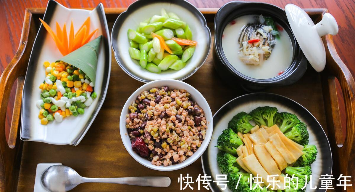 婆婆|月子中的饮食怎么样调养好呢?3阶段月子餐各不相同