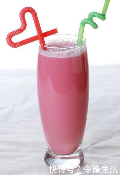 班级|零下10度,家长好心给孩子所在班级送奶茶,却遭人“嫌弃”