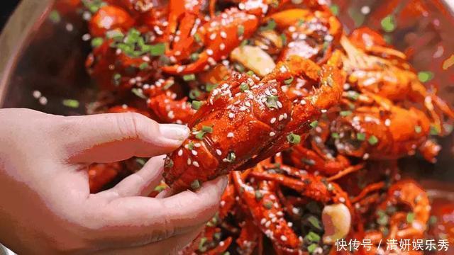 搭配|这碗面才是夏季专属!搭配肉嫩多汁的它,连吃三碗都不过瘾