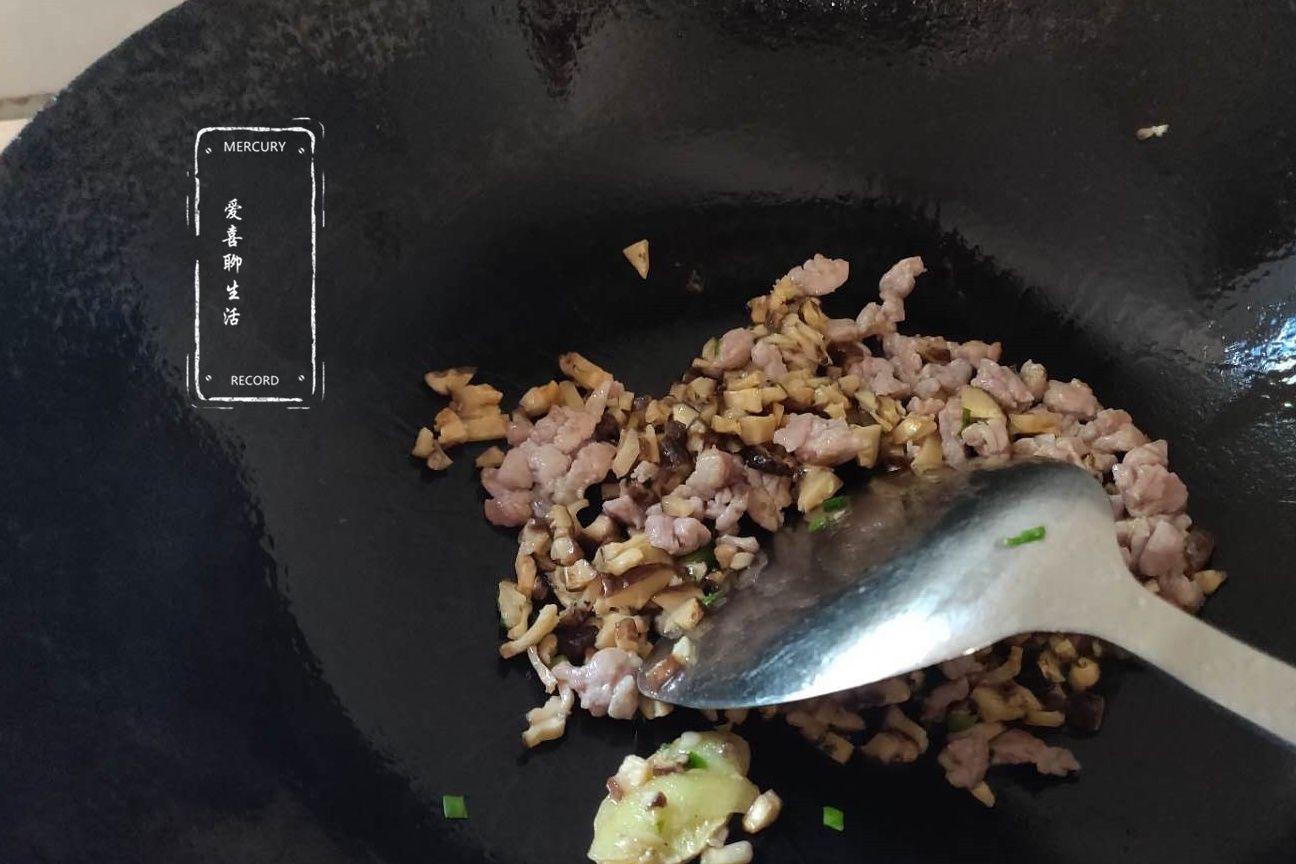 舔盘|秋天，吃鸡吃鸭不如这碱性食物，2块钱一块，随手一炒好吃到舔盘
