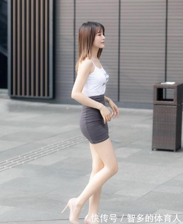 get “A字裙”的热门CP,从白衬衣到背心,两种穿法都能get美美哒!