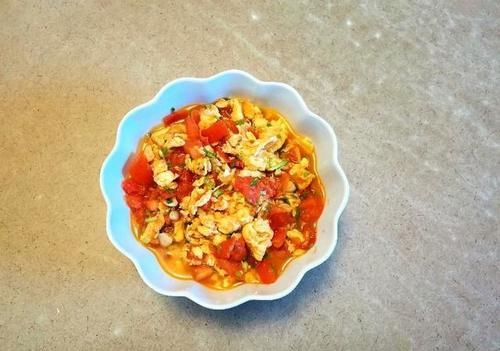 冬季天气寒冷时，不妨试试这三道菜