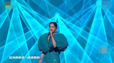 晚會|芒果臺購物晚會一團糟，哥哥姐姐油膩大比拼，亂跳亂唱好尷尬